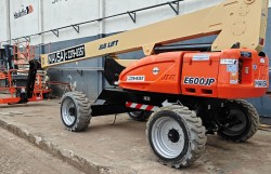 Plataforma elevadora eléctrica JLG E600JP 